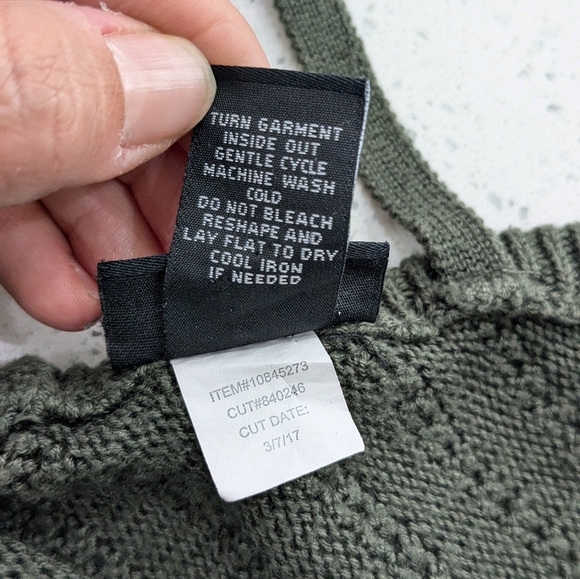 Torrid Knit Dark Green Cold Shoulder Sweater Top Short Sleeve Crossed Straps 4X - Picture 8 of 8